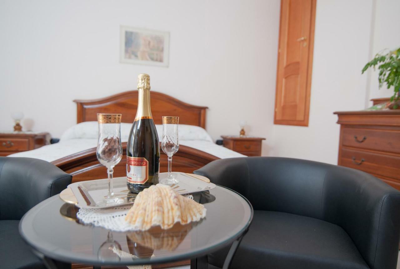 La Stella Del Sud Bed & Breakfast Vietri Dış mekan fotoğraf